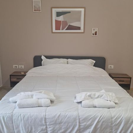 #Beautiful New Apartment,Studio- Close Tirana City Center Eksteriør billede
